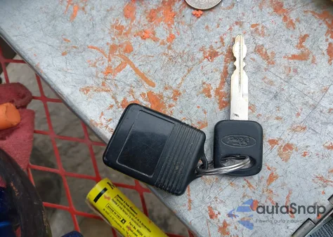 2010 Ford E-250 Commercial/Recreational from USA, damaged, VIN 1FTNE2EW1ADA18890